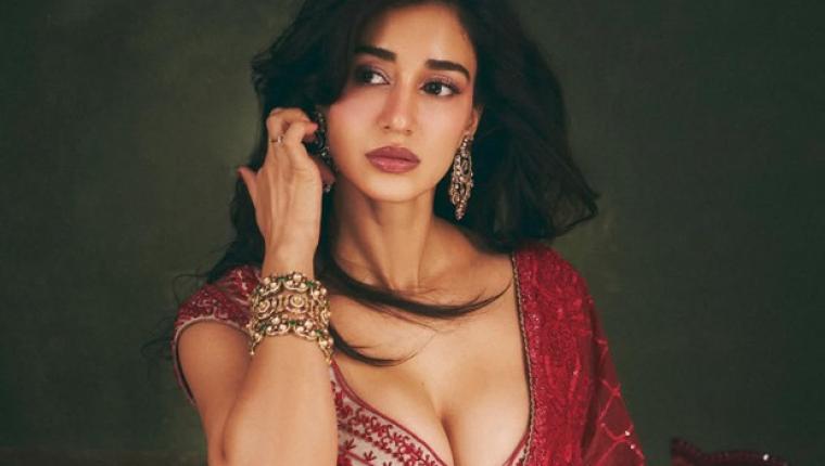 Disha Patani Marks A Decade in Cinema as M.S. Dhoni: The Untold Story Turns 10