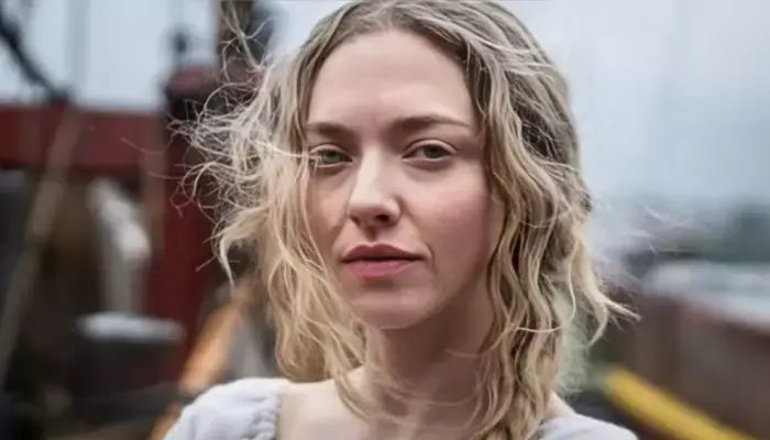 Amanda Seyfried Recalls Filming Nude Scene While Pregnant