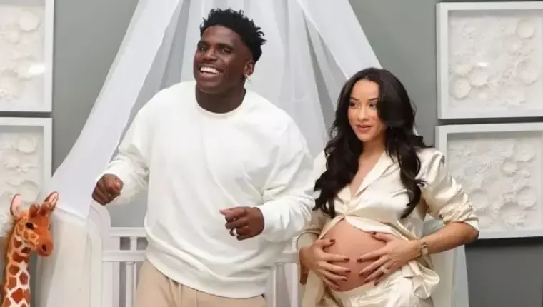 Keeta Vaccaro Accuses Tyreek Hill of Punching Her Pregnant Belly in Divorce Filings