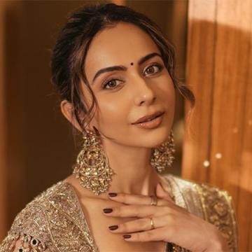 Rakul Preet Singh Wears Rs 2.75 Lakh Itrh Saree for Ramayana Trailer Launch