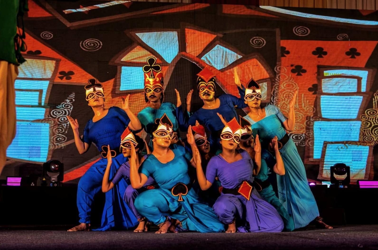Tasher Desh: Overview of the Production, Direction, and History