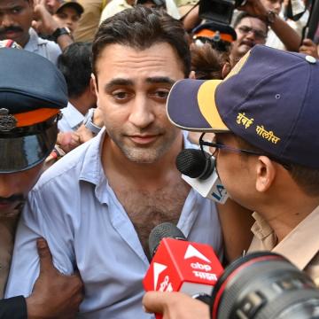 FRRO Issues Notice to Actor Imran Khan Following Demonstration