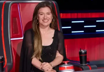 Kelly Clarkson Returns to the Stage in Las Vegas Amid Brooklyn Store Conflict