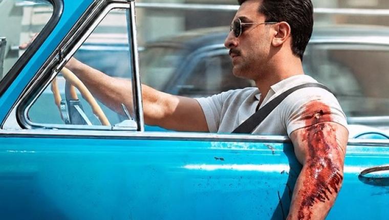 Mumbai Police Uses Ranbir Kapoor’s Love & War Poster for Road Safety Campaign