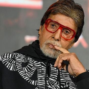 Amitabh Bachchan Shares Sleep Struggles Amid KBC Shoot