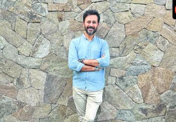 Micro’s Scope: A Weekend Chat with Epidemiologist Ramanan Laxminarayan