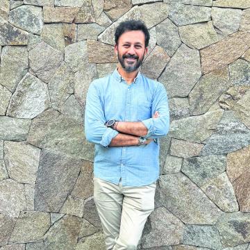 Micro’s Scope: A Weekend Chat with Epidemiologist Ramanan Laxminarayan