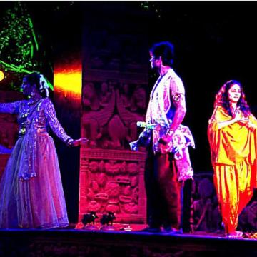 Amrapali and Buddha – The Enlightened Courtesan Explores Art, Devotion, and Truth