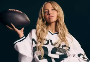 Sydney Sweeney Pokes Fun at Underwear Color Trackers in New Novig Ad