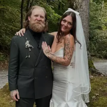 Elle King Marries Long-Term Partner Dan Tooker in Rustic Outdoor Ceremony