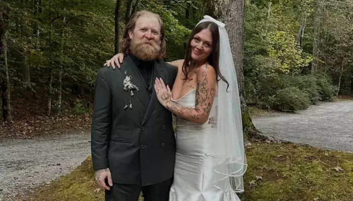 Elle King Marries Long-Term Partner Dan Tooker in Rustic Outdoor Ceremony