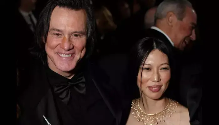 Jim Carrey Lists Hawaii Home Following Secret Marriage to Min Ah