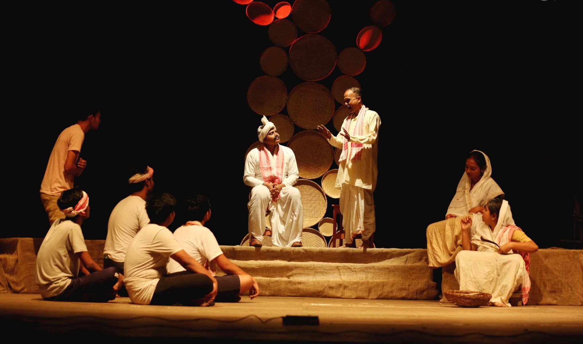 Molokhu Explores the Life of a Neglected Yet Indispensable Rural Figure