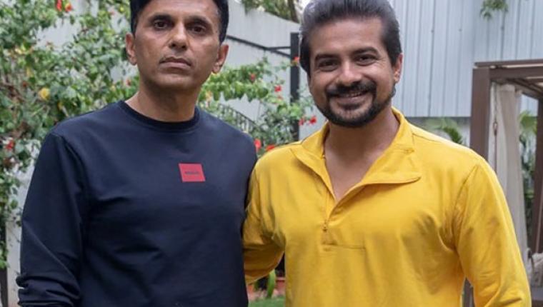 Anand Pandit and Pushkar Jog Team Up for Hindi Comedy Ghanti, Wrap UK Shoot