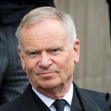 British Novelist Jeffrey Archer Dies at 86 After Releasing Final Novel