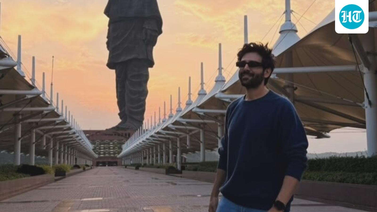 Kartik Aaryan Arrives in Gujarat for the National Film Awards 2026