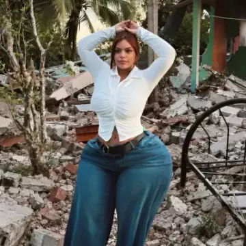 Influencer Gracie Bon Faces Backlash After Posing Amid Panama Earthquake Rubble