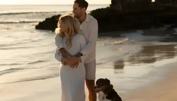 Mark Hutchings Announces Death of His Wife Hannah Two Days After Childbirth