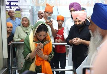 Yami Gautam Dhar Visits Patna Sahib Gurudwara Ahead of Nayyi Navelli Release