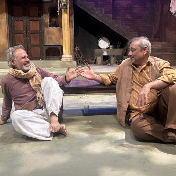 Hind 1957: A Family Drama Exploring Dreams, History, and Prejudice
