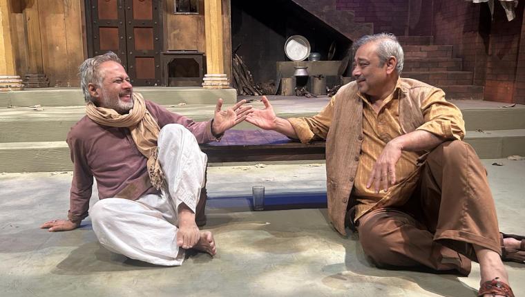 Hind 1957: A Family Drama Exploring Dreams, History, and Prejudice