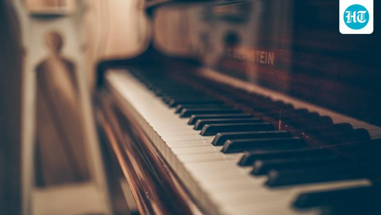 Everyday Explained: Why Are Piano Keys Black and White?