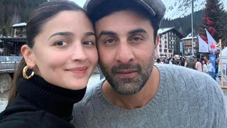 Alia Bhatt and Vicky Kaushal React to Ranbir Kapoor's First Look in Love & War