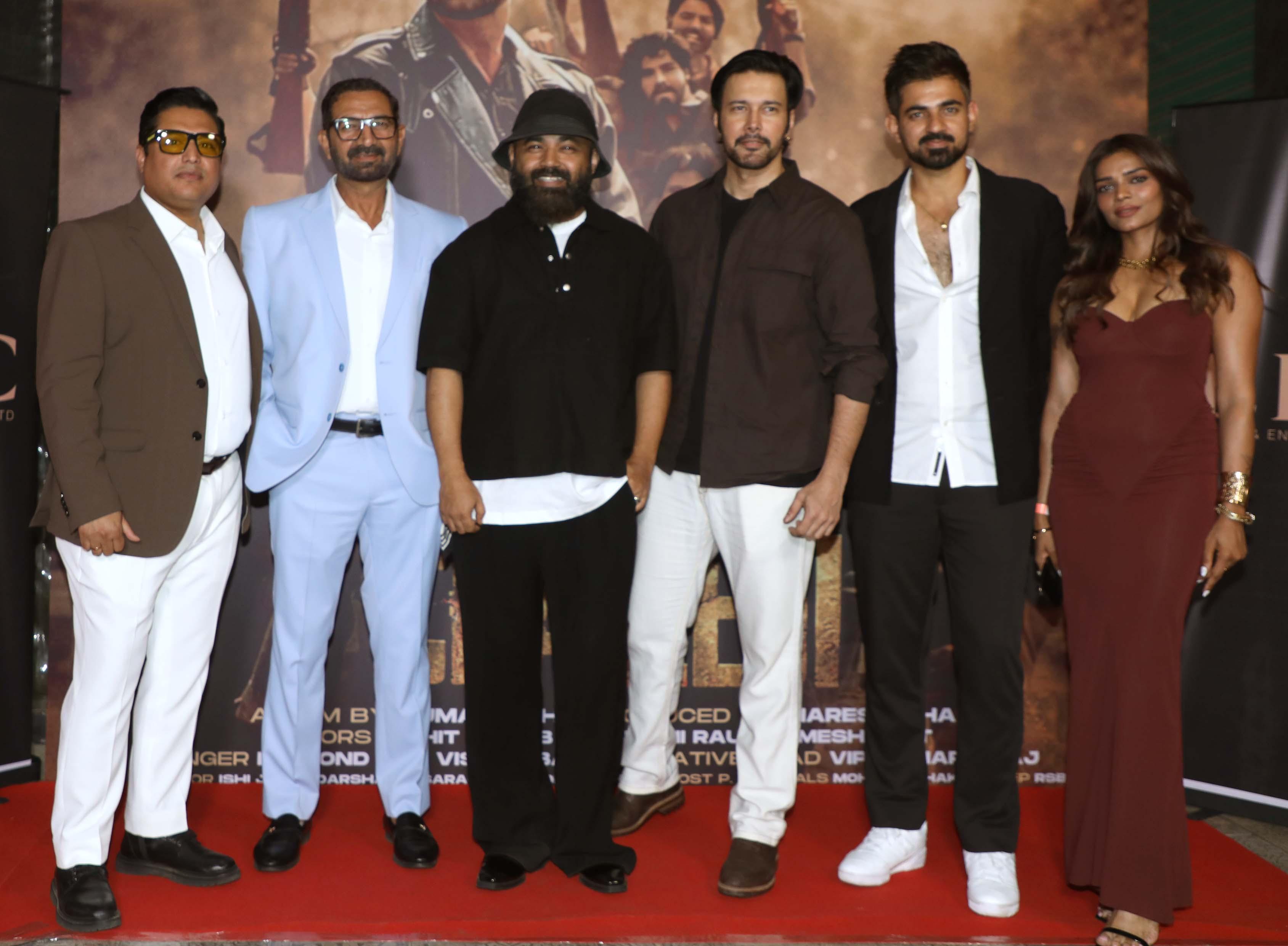 Neeraj Jha,Anil Chaudhary,Suman Guha,Rajniesh Duggall,Rohit Kharb & Chandani Raut